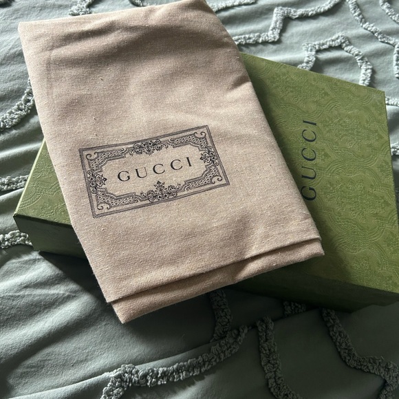 Brand New Gucci Ophidia Pouch. - Picture 11 of 12